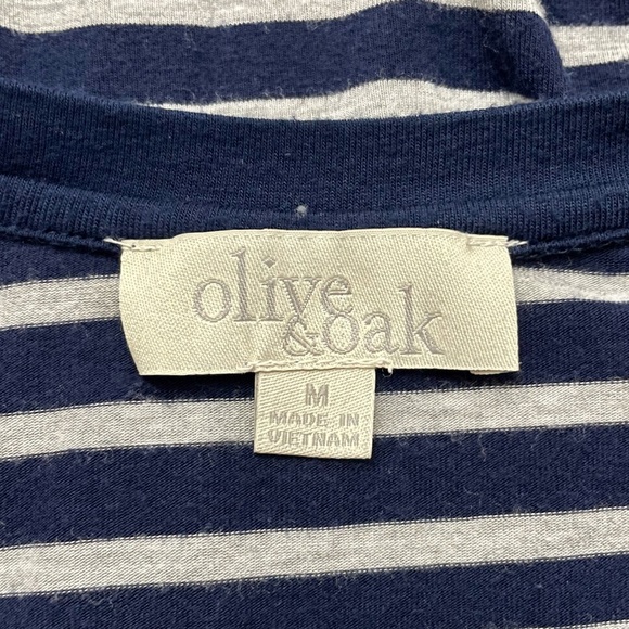 Olive & Oak Striped Dress - Picture 4 of 6